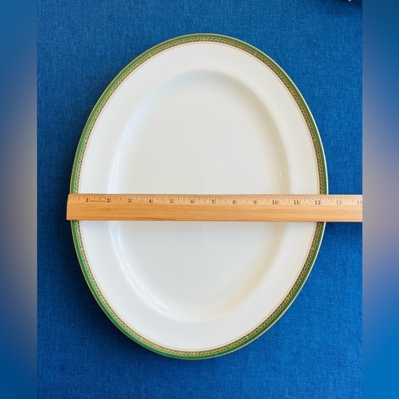 Aynsley Evergreen Oval Serving Platter 15 7/8" long Green Golden Trim - Picture 3 of 5